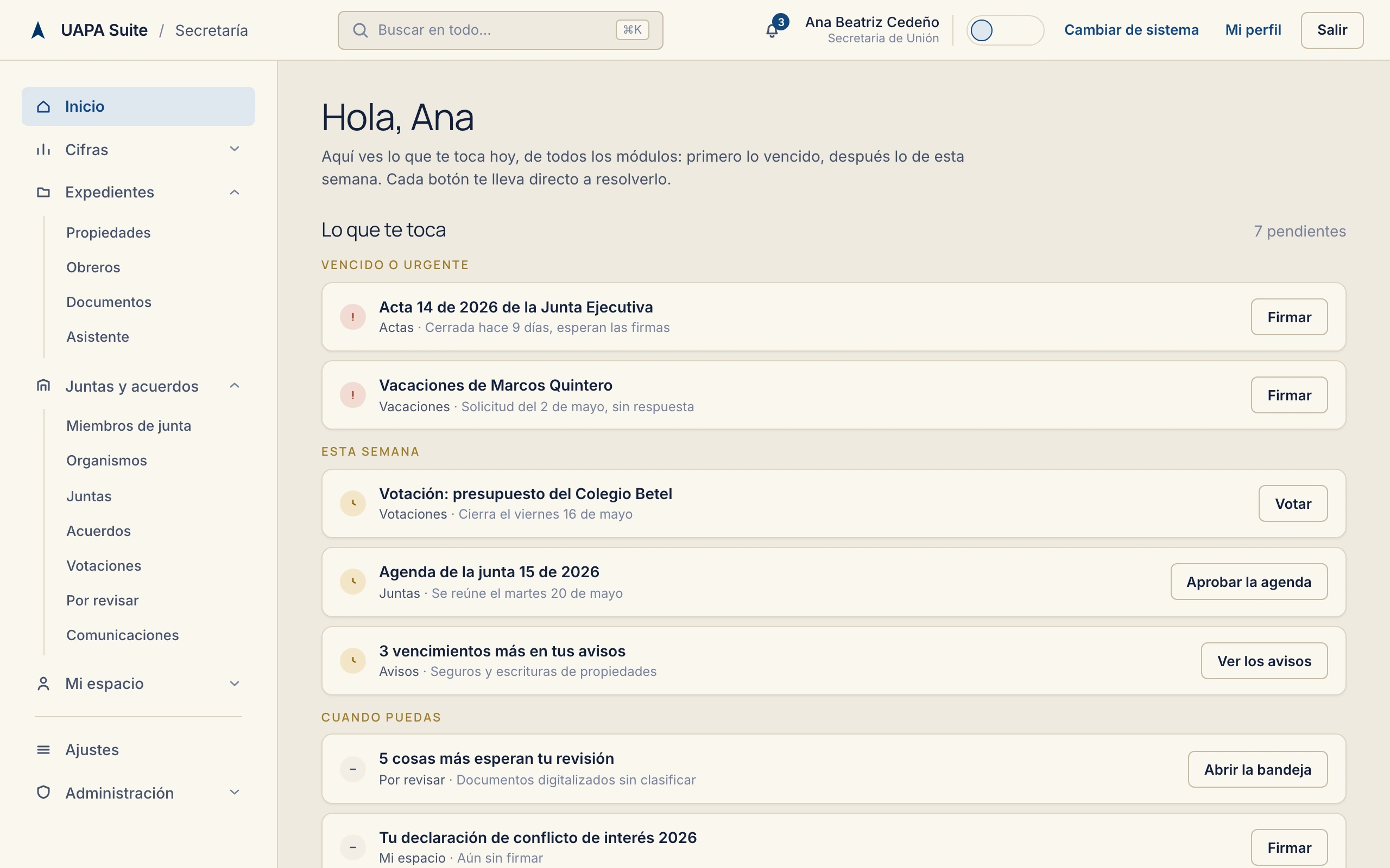Suite institucional · tablero con datos de muestra